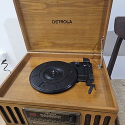 Detrola All In 1 Record Player Vinyl Radio