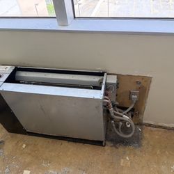 100+ HVAC Water Source Heat Pump / Fan Coil Units – Bulk Available (R410A)
