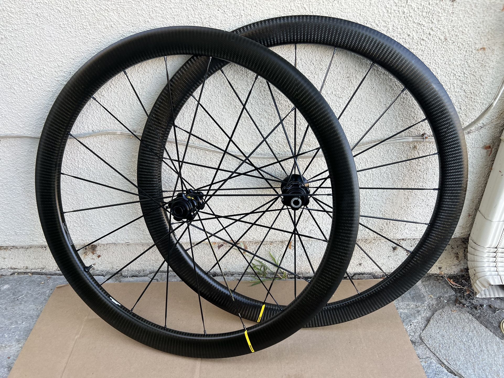 Mavic Cosmic Pro Carbon SL UST Tubeless/ Clincher Disc Wheelset 11S 700c