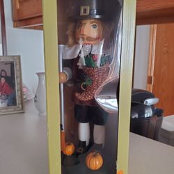 Thanksgiving Nutcracker Pilgrim NEW NIB vintage World Market