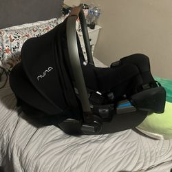 Nuna Car seat