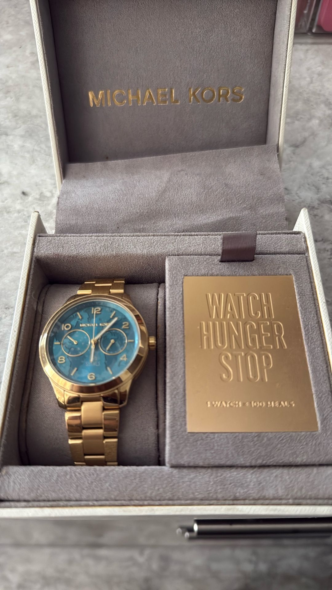Woman, Michael Kors, Fashion
