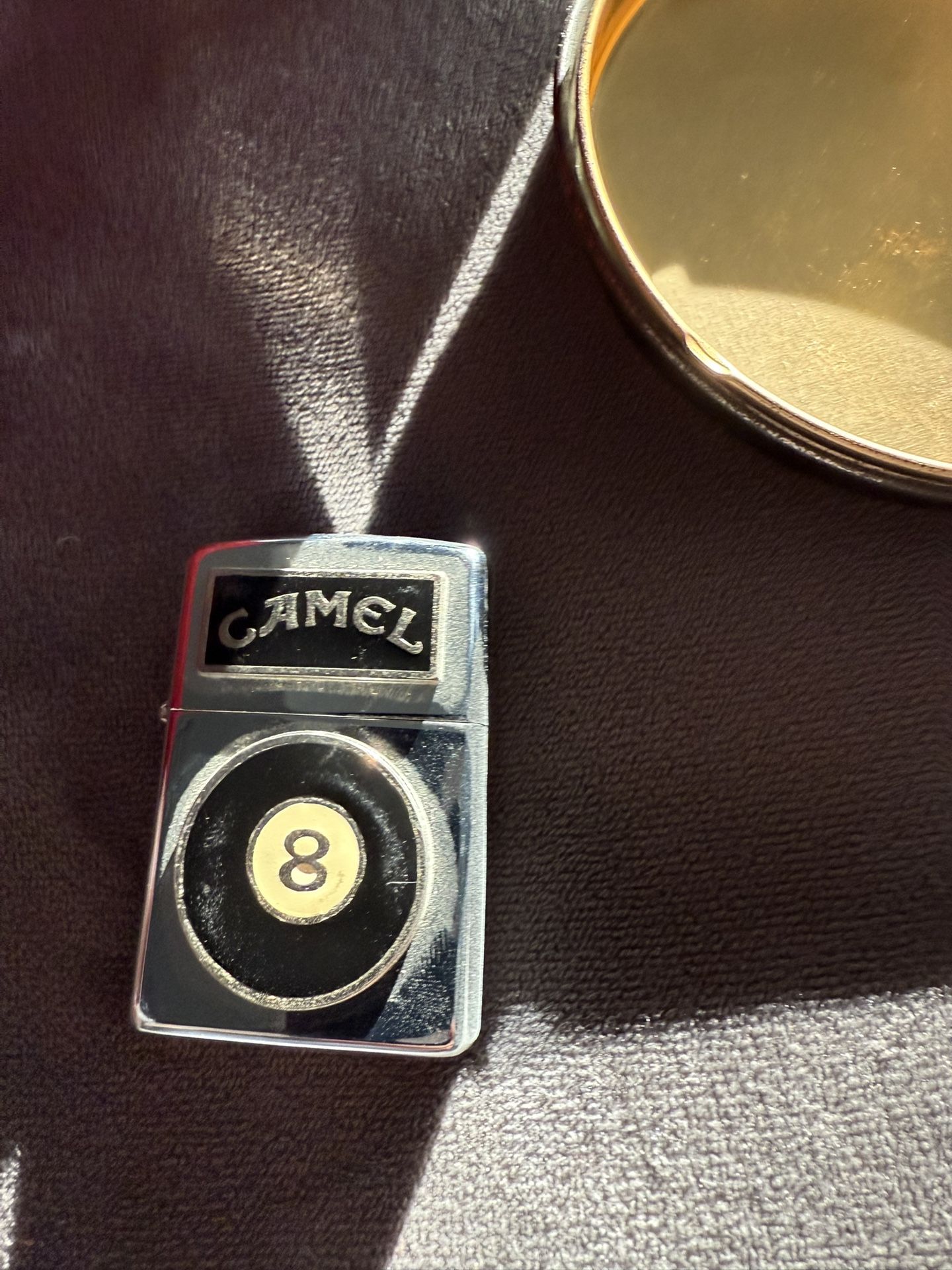 Silver Camel 8 Ball Zippos With One Ashing Tin