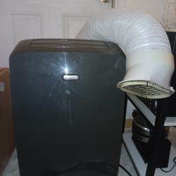 12,000 BTU  LG PORTIBAL AIR CONDITIONER 