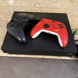 Xbox One W/controllers
