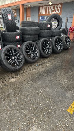 Chevy/gmc 22s Black &silver Snowflakes