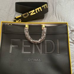 Roma Fendi Bag With Belt
