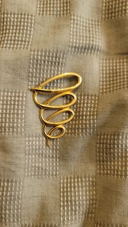 14k yellow gold broach "Large"