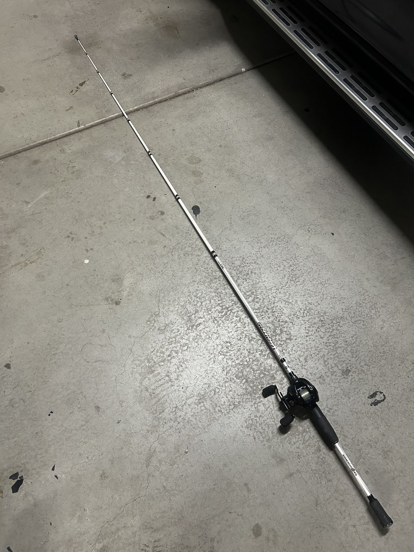 Baitcaster Fishing Rod reel combo Abu Garcia