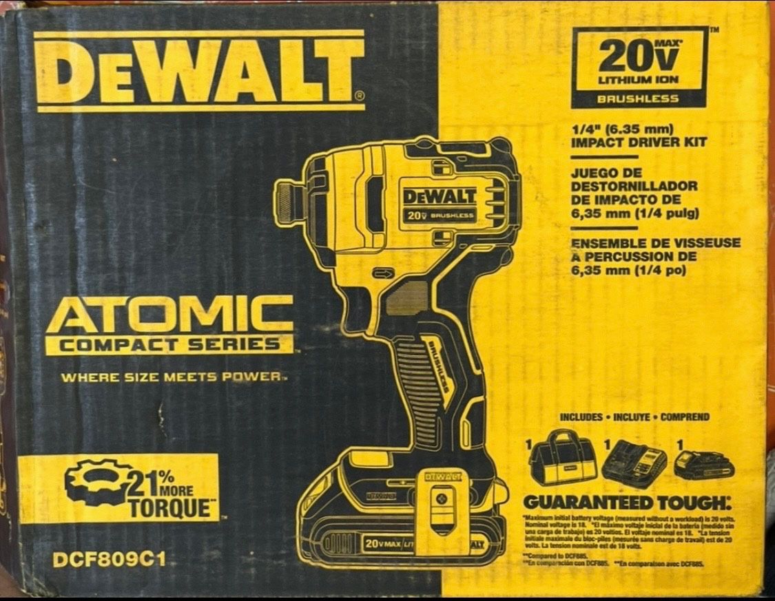 New DEWALT DCF809C1 ATOMIC 20V Cordless Compact Impact Driver Kit