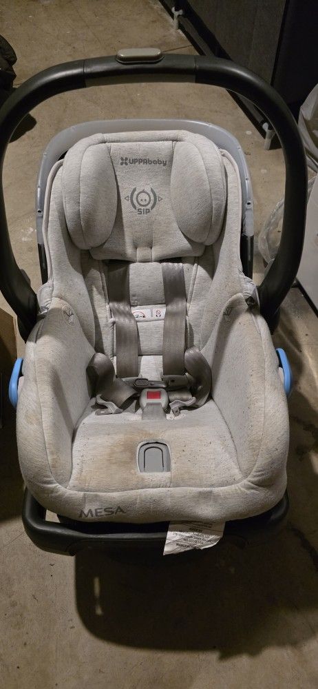 Uppa Baby Carseat