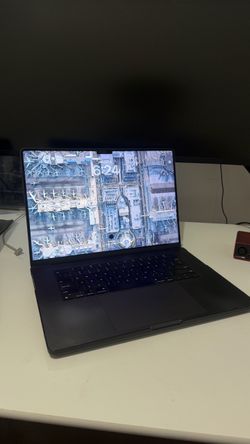 MacBook Pro 16-inch (Nov 2023) - M3 Pro - 18GB RAM - 512GB SSD - Space Black
