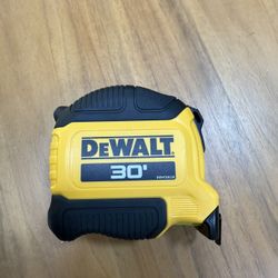 DEWALT Atomic Compact Series 30 ft. Tape Measure (DWHT38130S