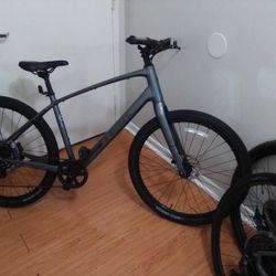 BRAND NEW TREK FX 3 MOUNTAIN BIKE 