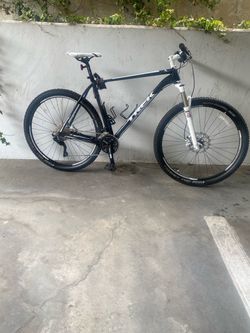Trek superfly 3x10 speed tires 29”