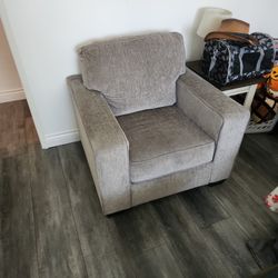 Like New,   New Home, And Just Dont Need It