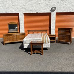 Bedroom Set - Thomasville