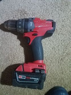 Milwaukee fuel hammer drill