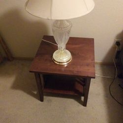 Nice Lamp Plus End Table Both $10