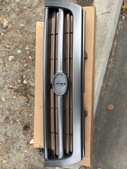 96-02 Toyota 4Runner Grille