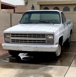 1987 CHEVROLET Square Body C10 C-10 Pick Up FACTORY ORIGINAL SquareBody ShortBed Truck All Original! GM V-8 Automatic