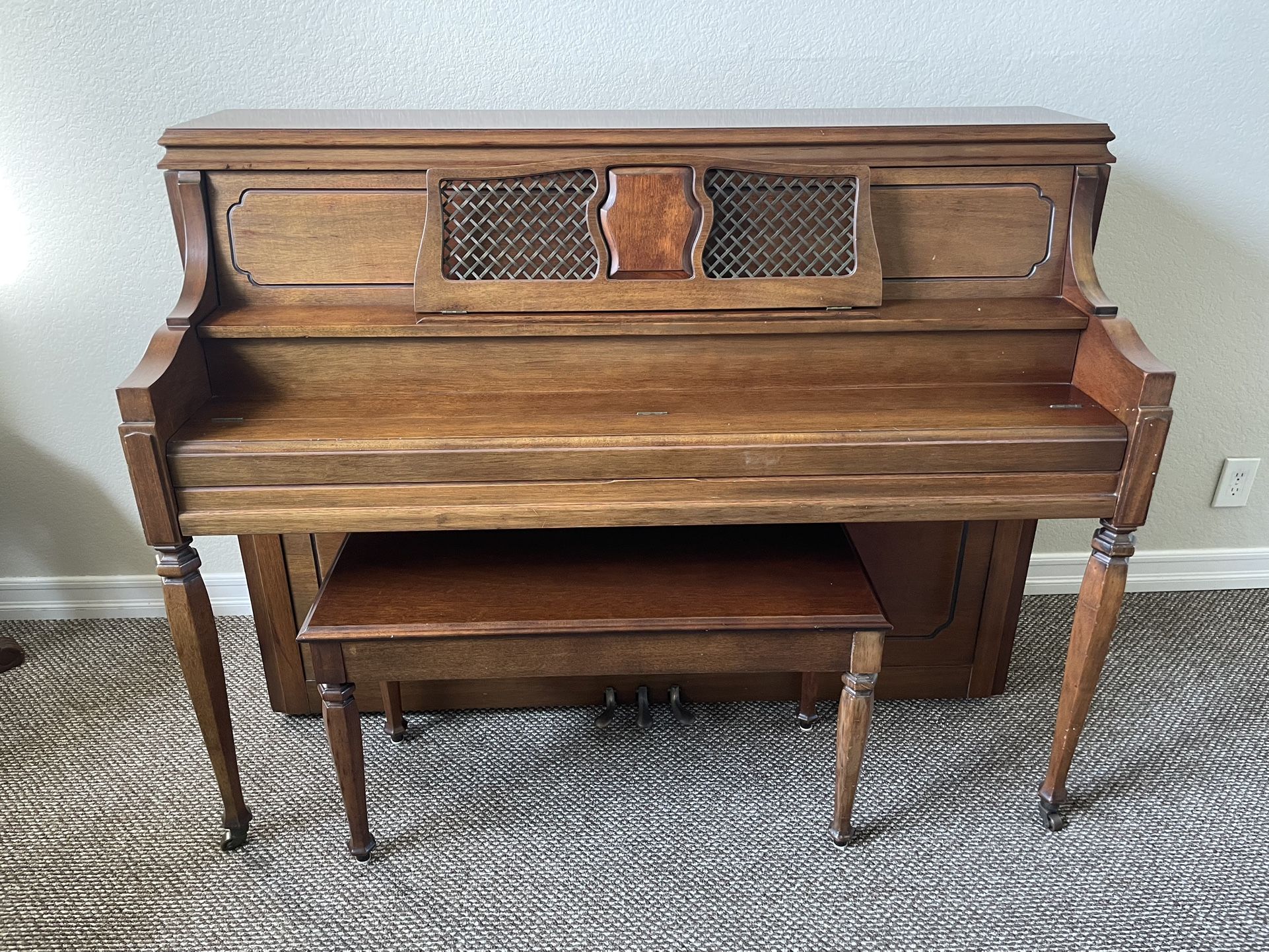 Sohmer Upright Piano