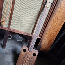 Cigar Box Guitar