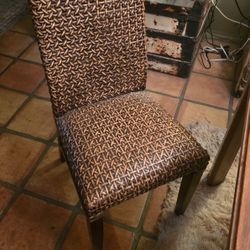 Set Of 4 Chairs