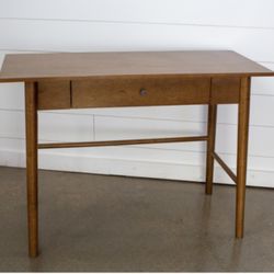 Desk And Free  Chair