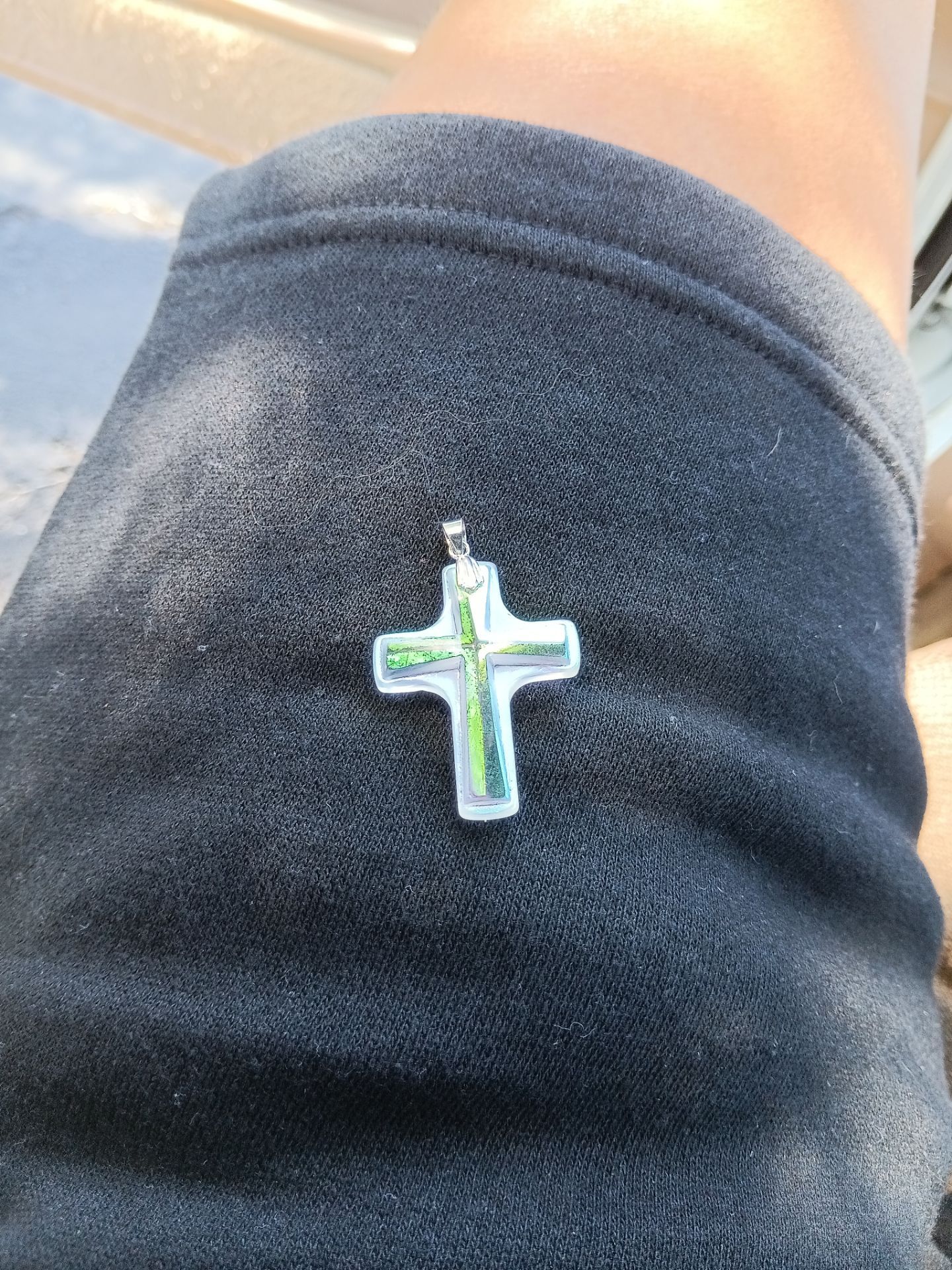 Cross pendant