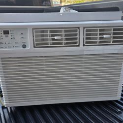 AC window unit