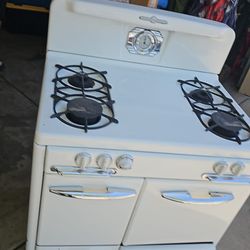 1950s Antique Stove