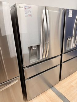 New LG 25 cu. ft. Smart Counter-Depth MAX 4-Door French Door Refrigerator with Full-Convert Drawer lf25g8330s