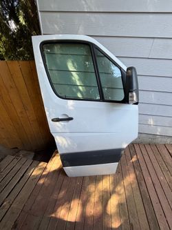 Mercedes Sprinter passenger Door