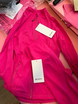 Lululemon Full-Zip Jacket and short Hot Pink and black
