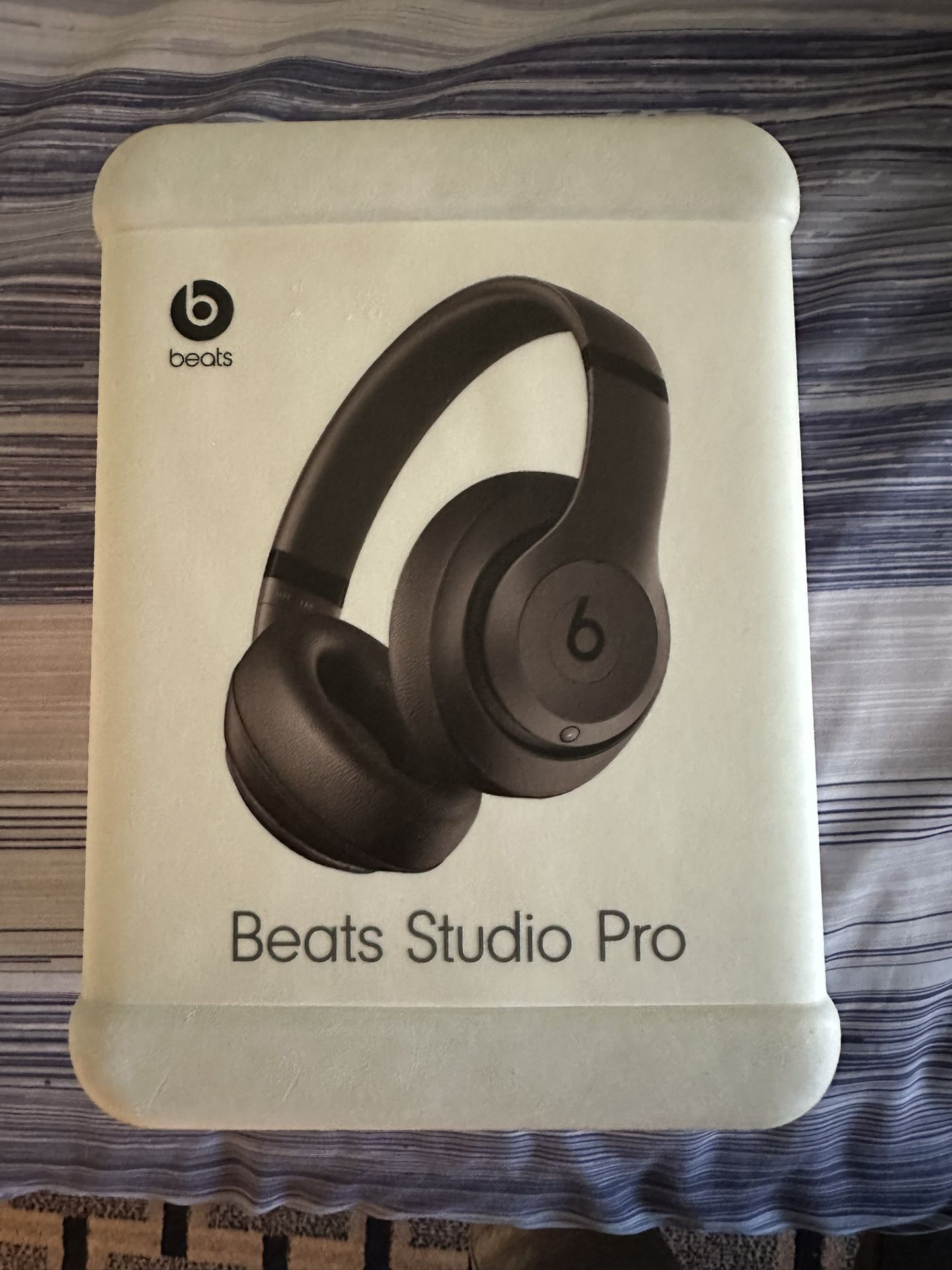 Beats Studio Pro
