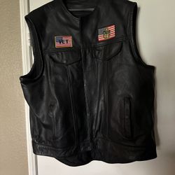 Men’s Leather Riding Vest