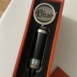 Blue Baby Bottle Mic
