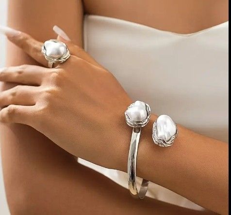 BEAUTIFUL BRACELET & RING SET  ( ADJUSTABLE RINGS ) ❤️ PRICE HAS BEEN REDUCED TO $15 EACH SET