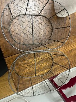 2 wire baskets