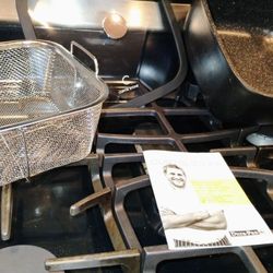 Cutis Stone Deep Fryer...