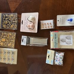 Stickers, Eye Buttons, Make -up, Sponges, Art Brushes