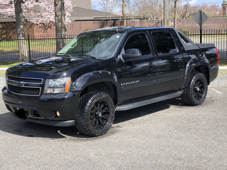 Fender flares 2024 for chevy avalanche
