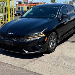 2022 Kia K5 LX LX 4dr Sedan Price $14,999 Mileage 125,507