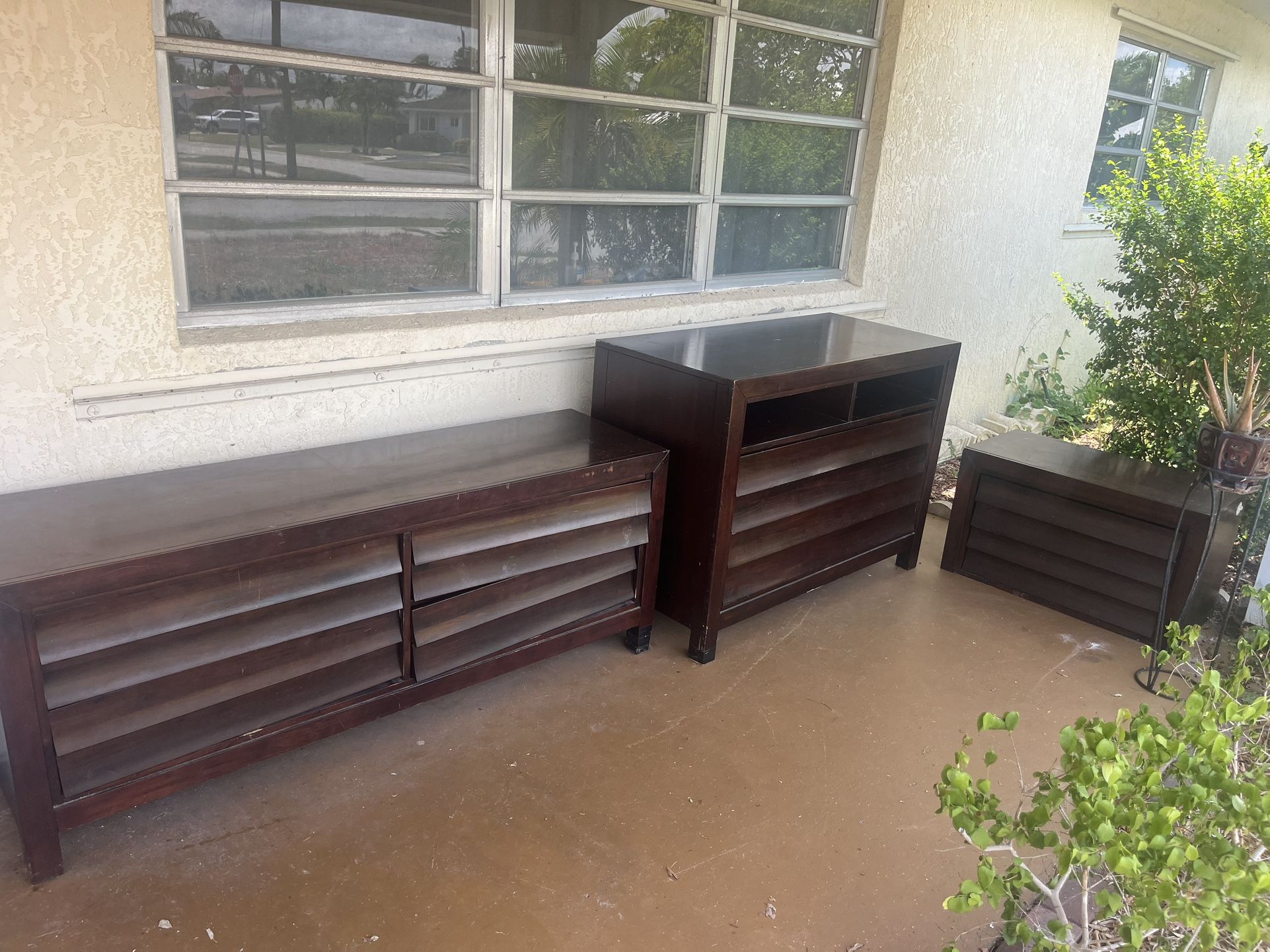 3 Piece Dresser Set FREE 