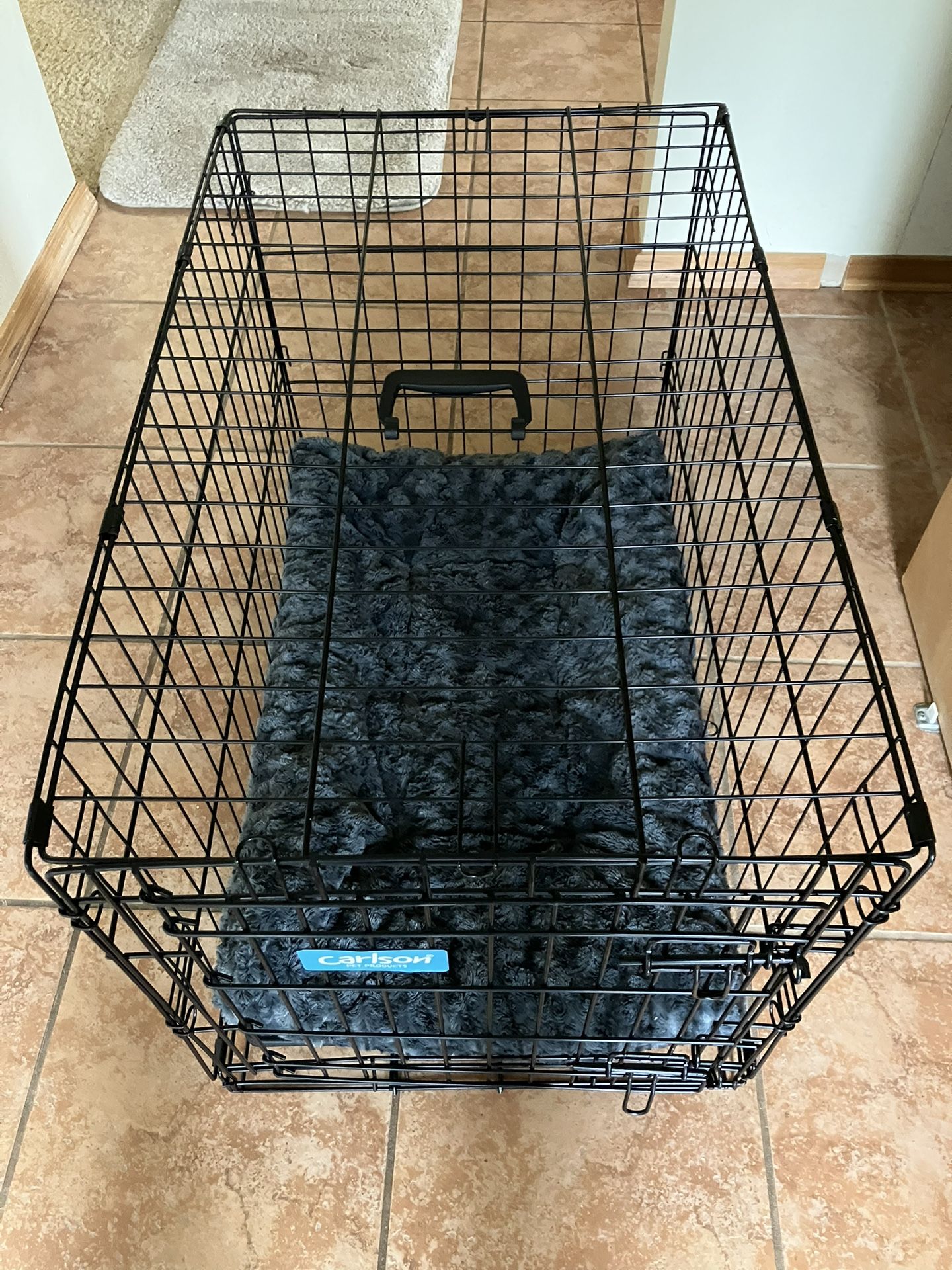 Carlson Dog Crate-medium