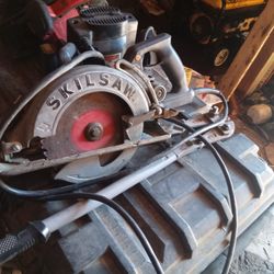 Worm Drive Skill Saw