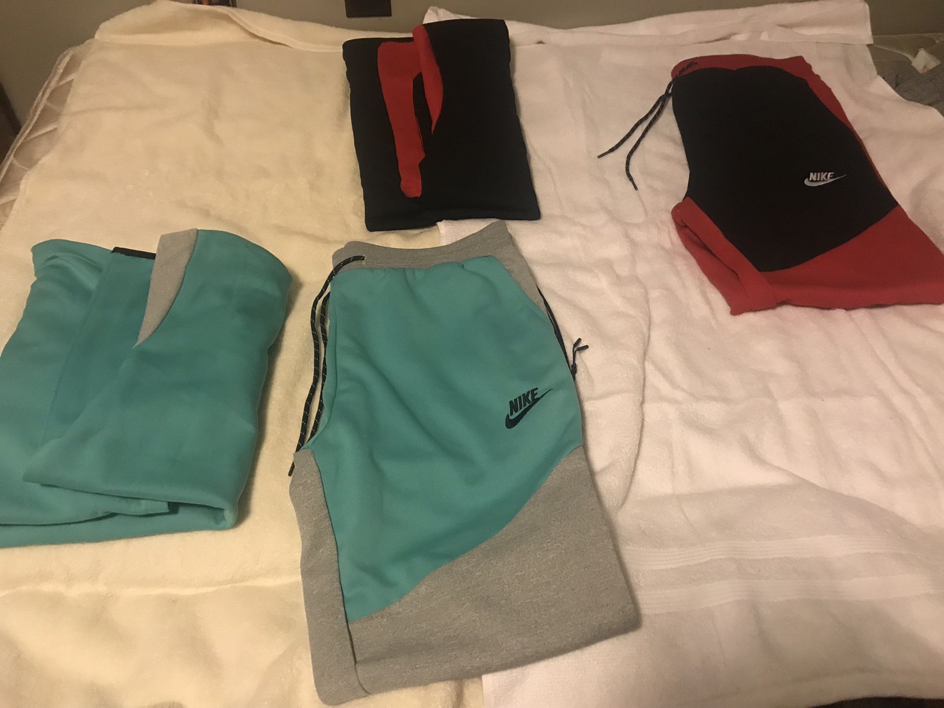 Nike Tech Fleece Track Suits