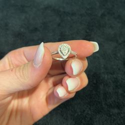 Engagement Ring, Size 6