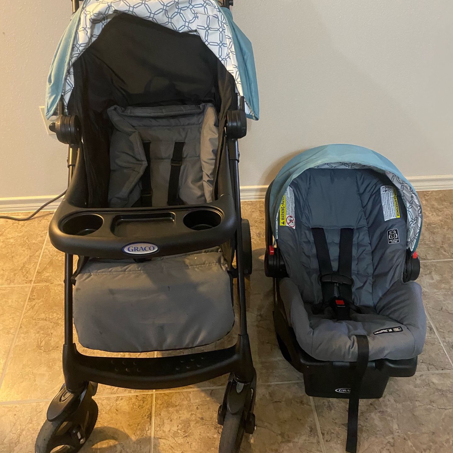 Graco Verb Click Connect Travel System with SnugRide30 Infant Car Seat